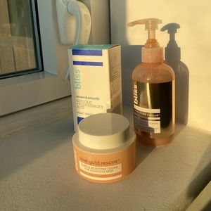 Bliss Glowing skin care Set